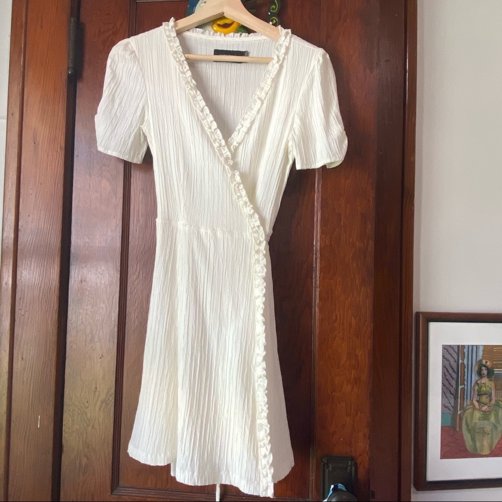 Textured White Wrap Summer Beach Dress